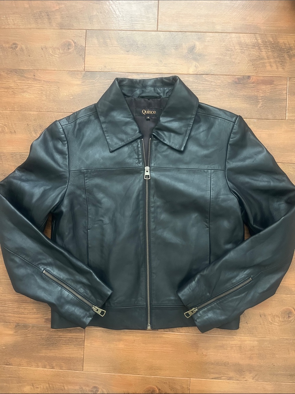Quince women’s Black Leather Zip-Up Bomber Jacket